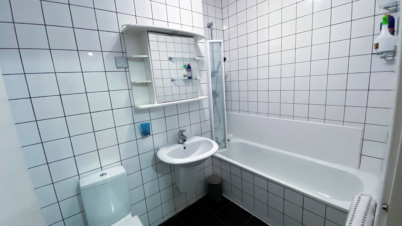 Photo of Bathroom in Old Town