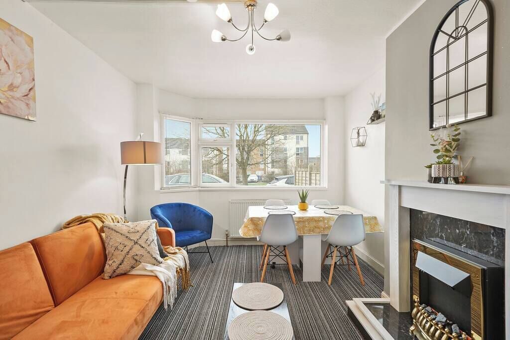 Photo of Livingroom in Patchway