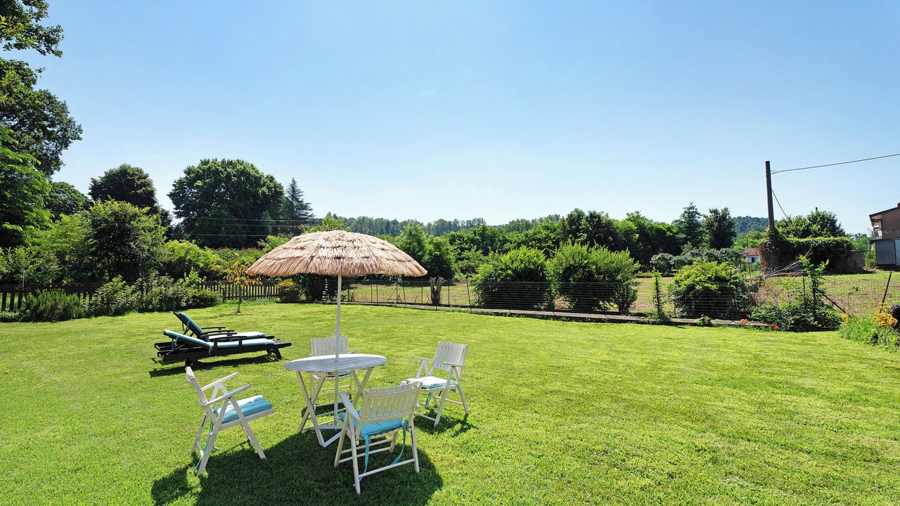 Photo of Outdoor in Angera