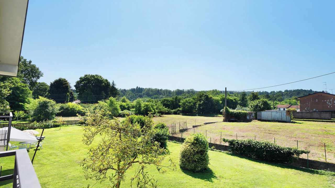 Photo of Outdoor in Angera