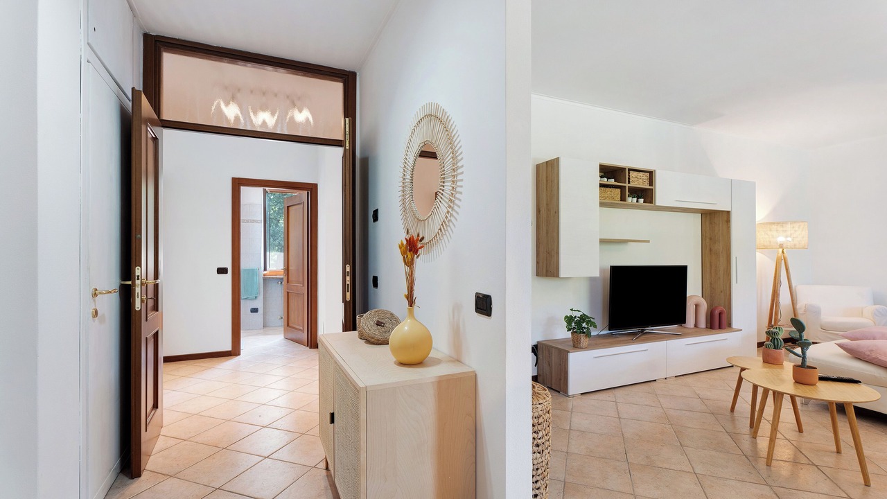 Photo of Bedroom in Angera