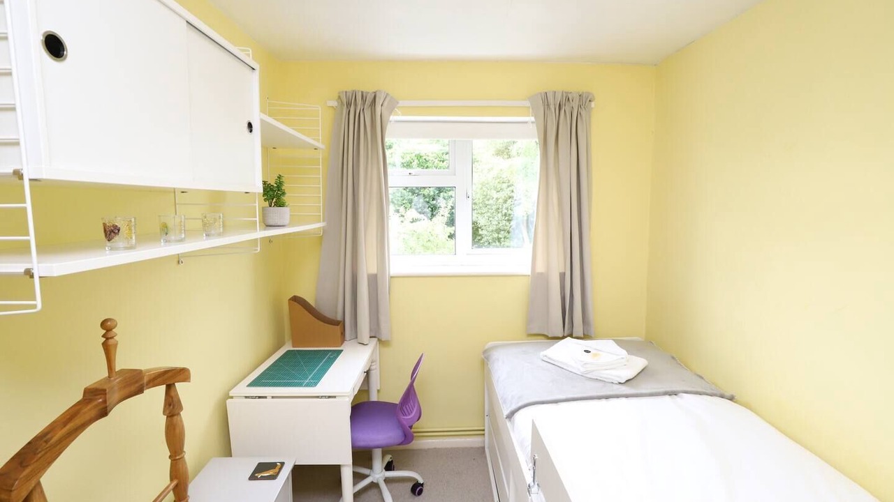 Photo of Bedroom in Headington