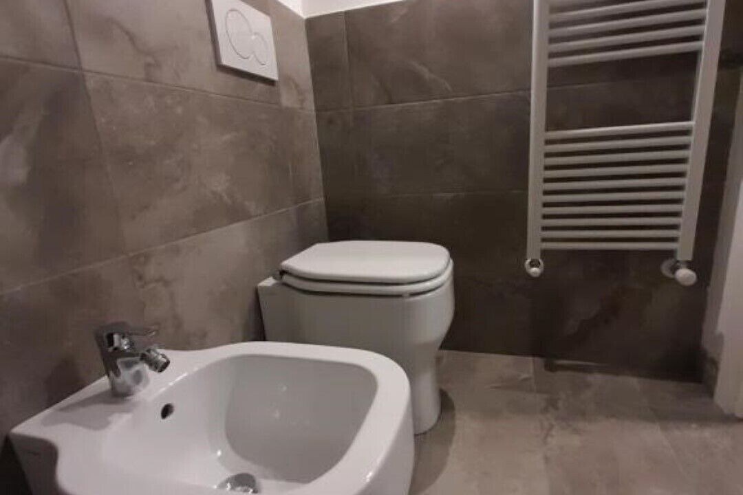 Photo of Bathroom in Roman Quarter