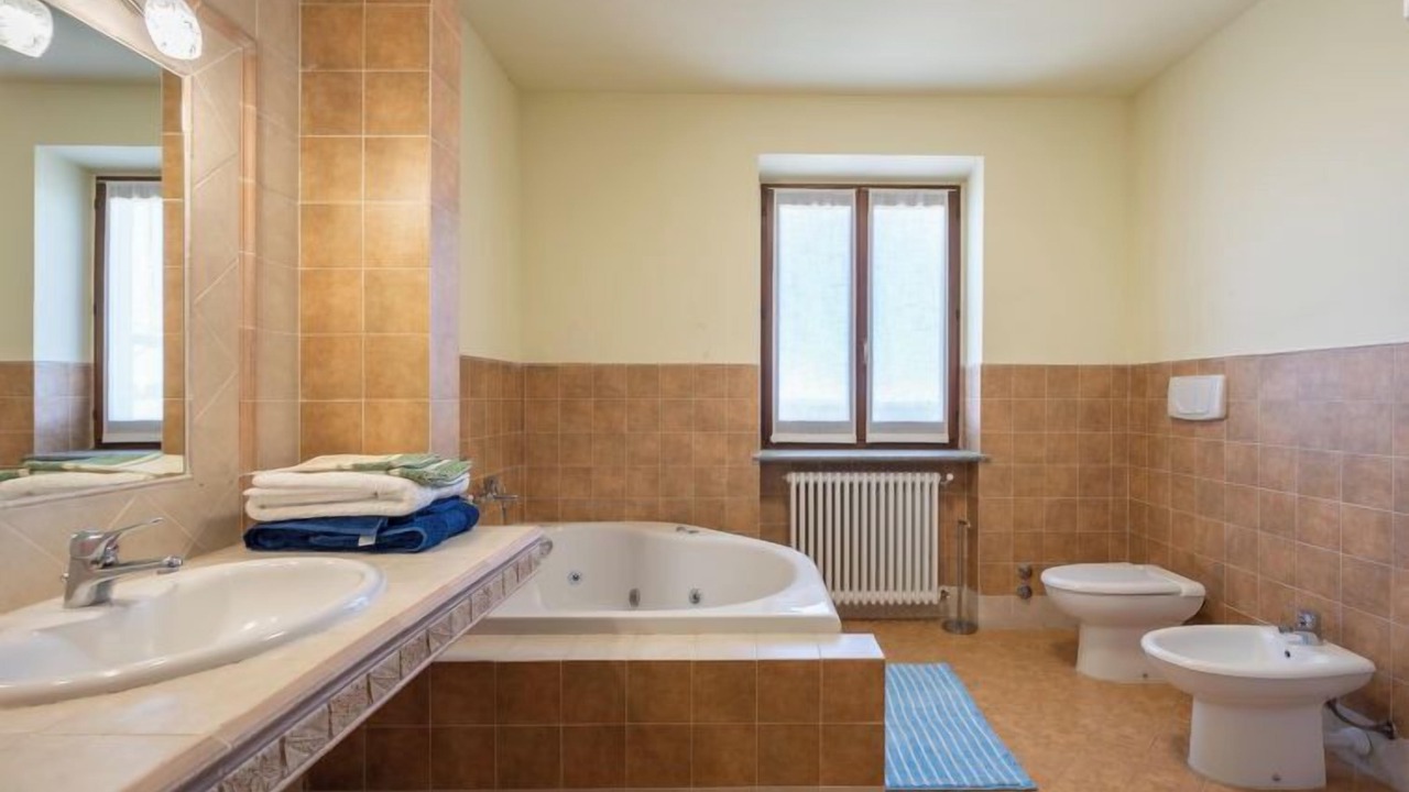 Photo of Bathroom in Mombaruzzo