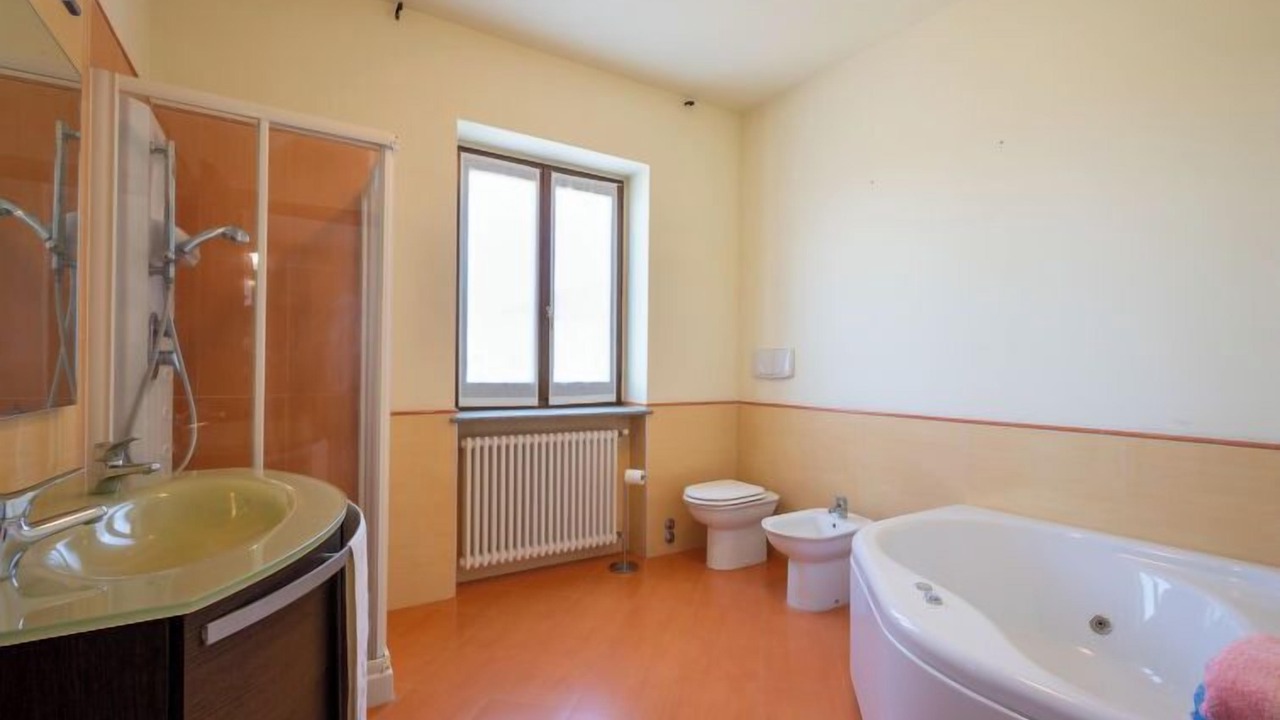 Photo of Bathroom in Mombaruzzo