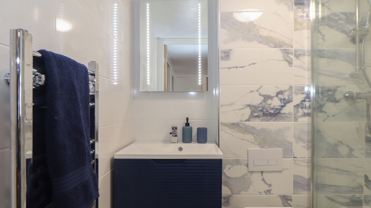 Photo of Bathroom in Sennen Cove