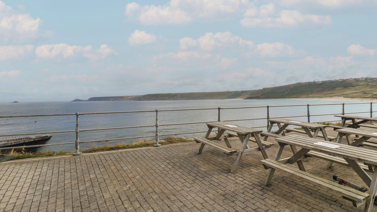 Photo of Patio Balcony in Sennen Cove