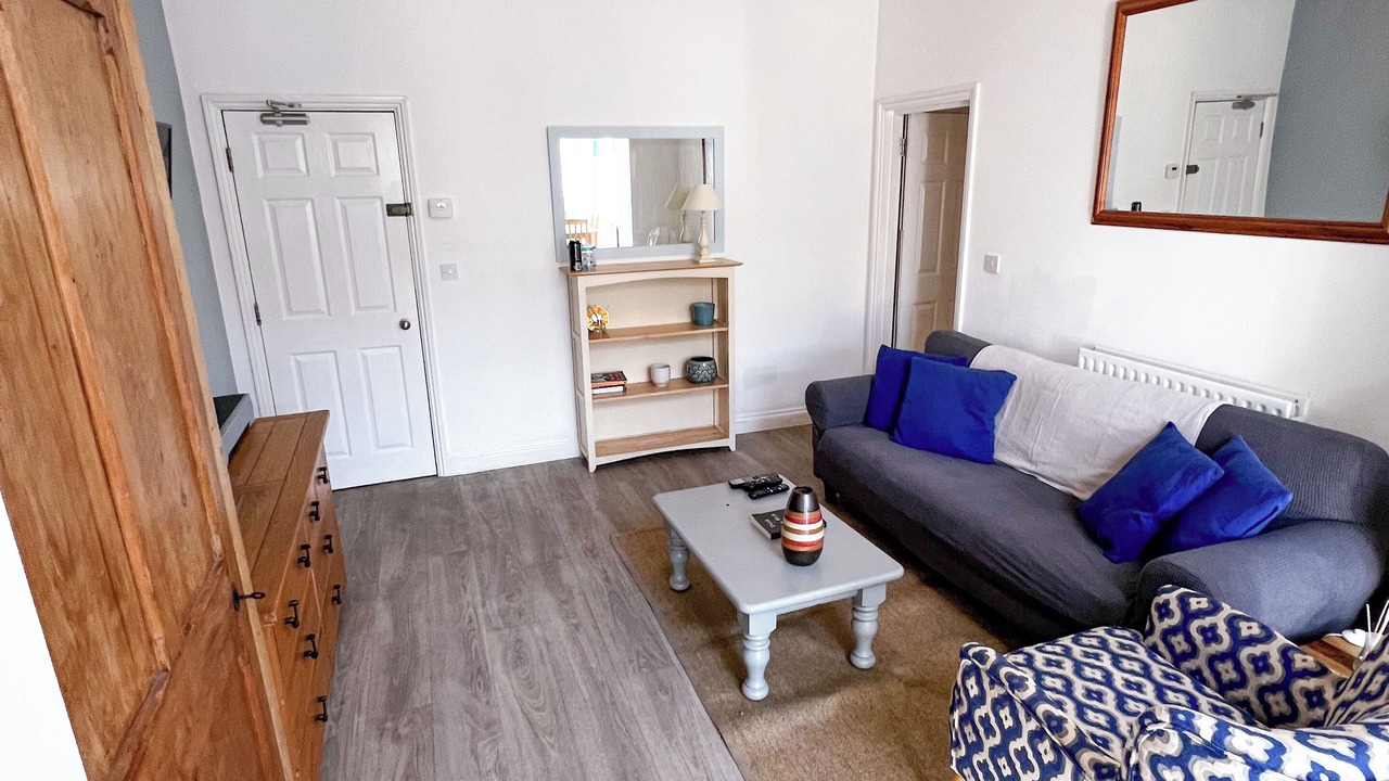 Photo of Livingroom in Fishponds