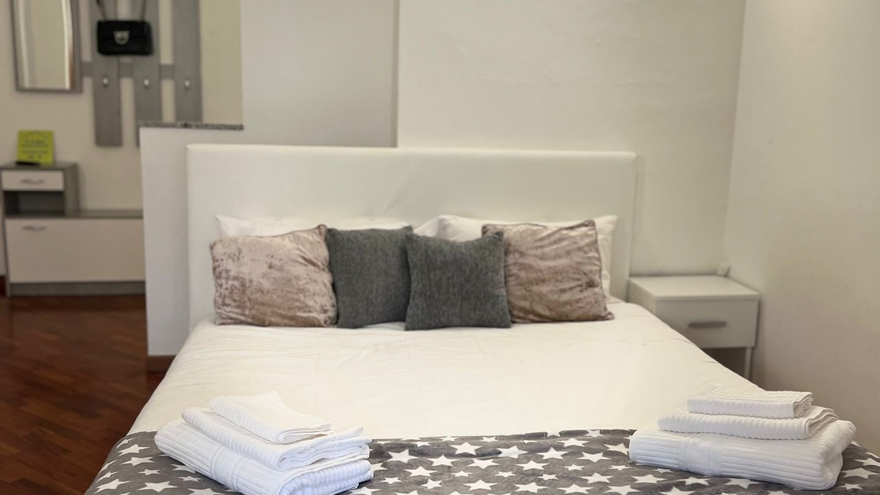 Photo of Bedroom in Intra