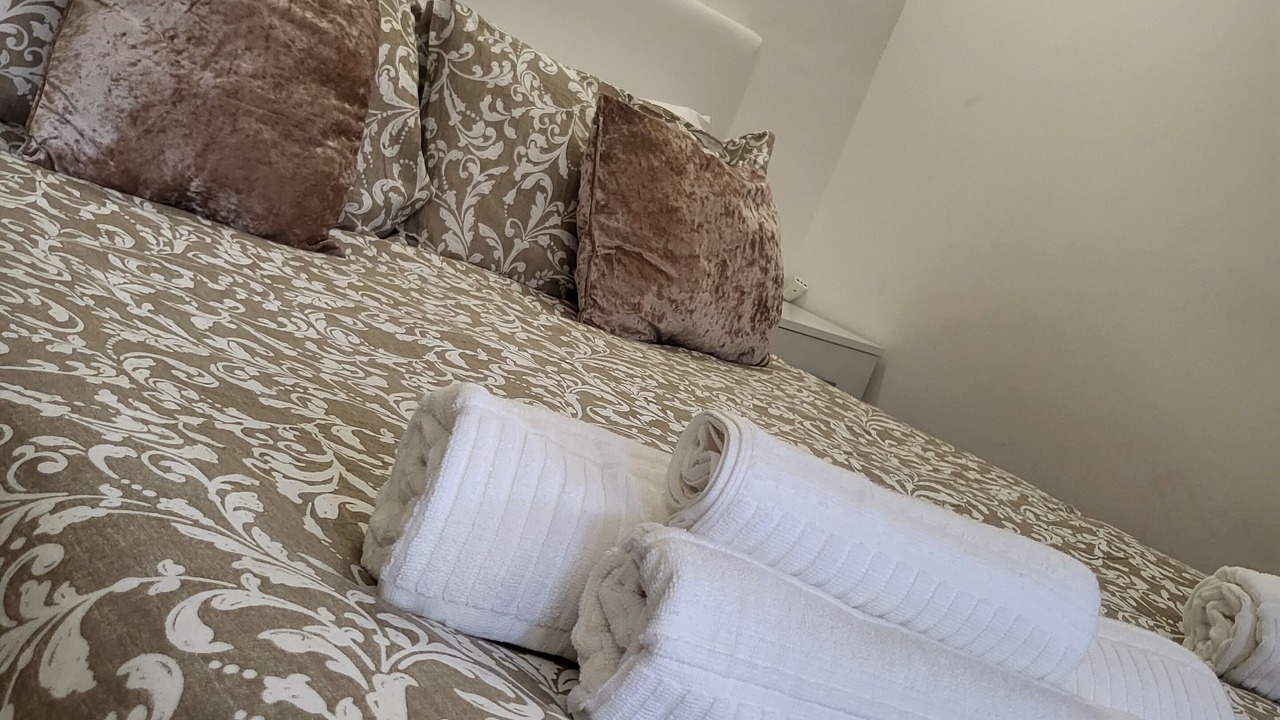 Photo of Bedroom in Intra
