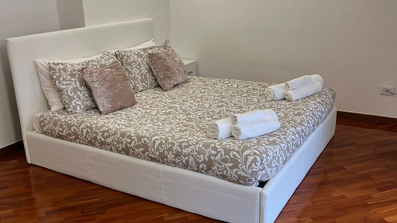 Photo of Bedroom in Intra