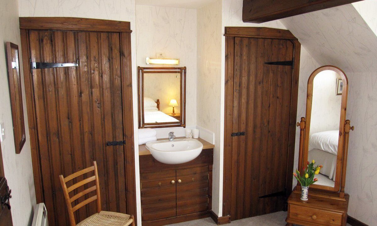 Photo of Bathroom in Craobh Haven