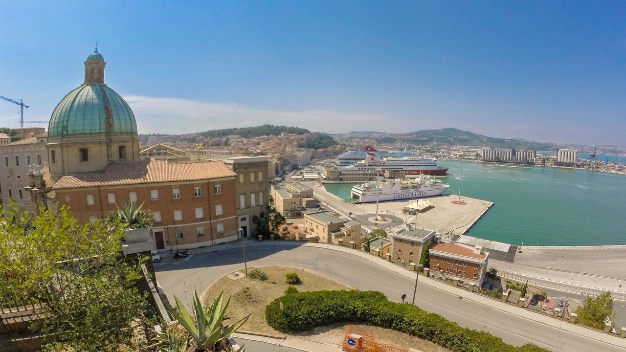 Photo of Others in Ancona