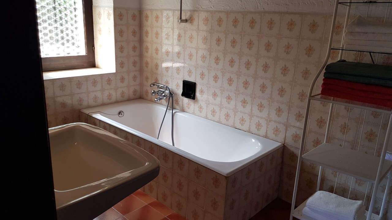 Photo of Bathroom in Lunecco