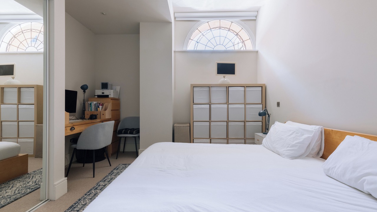 Photo of Bedroom in Saint Paul's