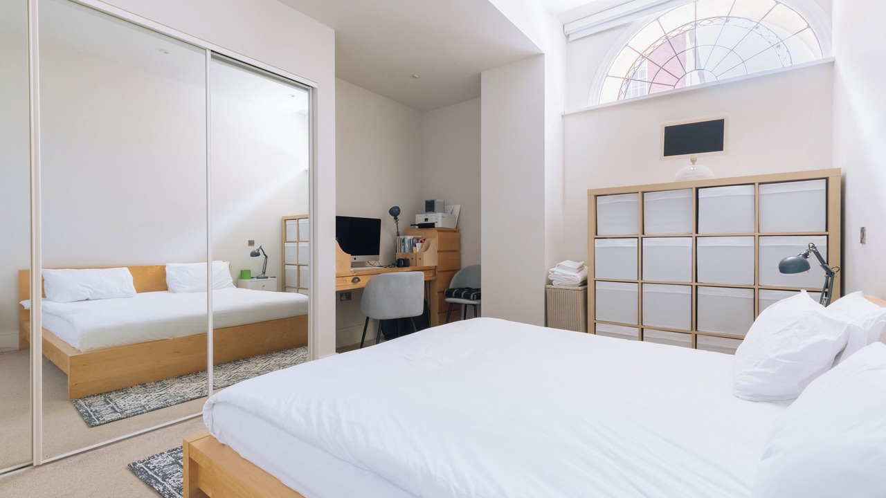 Photo of Bedroom in Saint Paul's