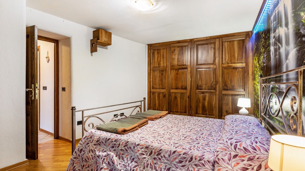 Photo of Bedroom in Nus