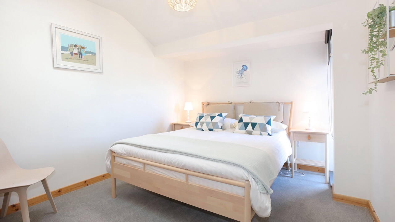 Photo of Bedroom in Dunbar