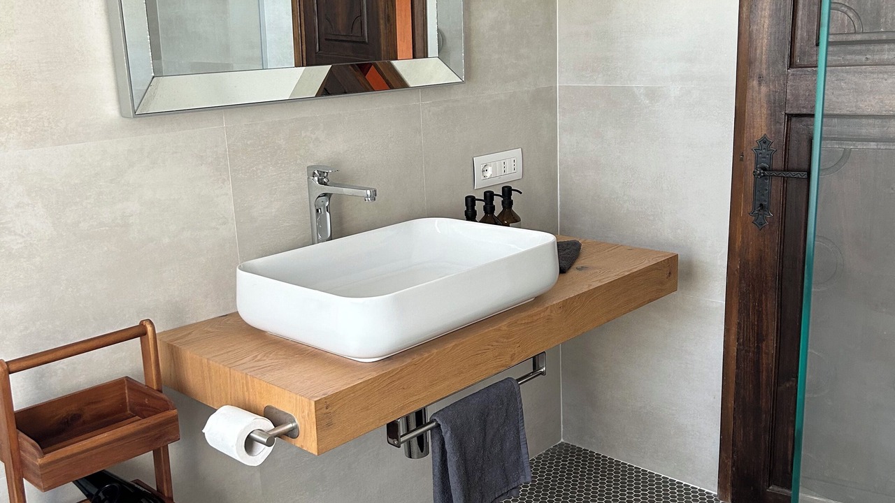 Photo of Bathroom in Garlenda