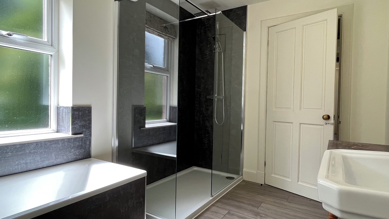 Photo of Bathroom in Ormiston