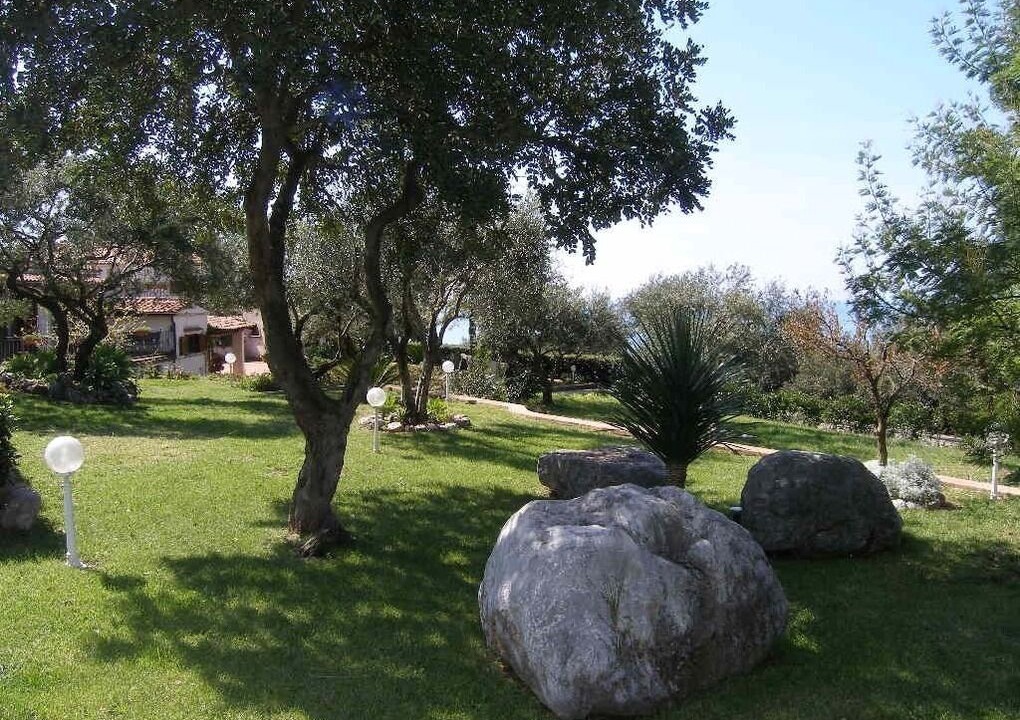 Photo of Outdoor in Cersuta