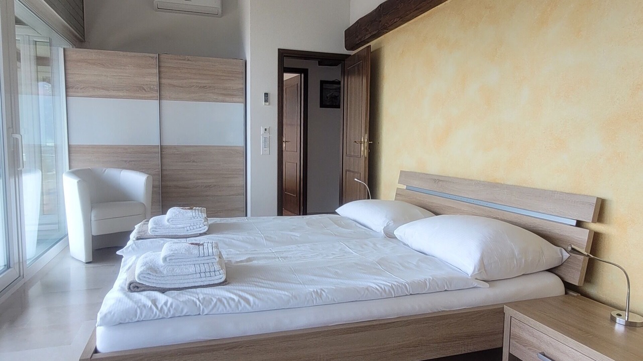 Photo of Bedroom in Brione sopra Minusio