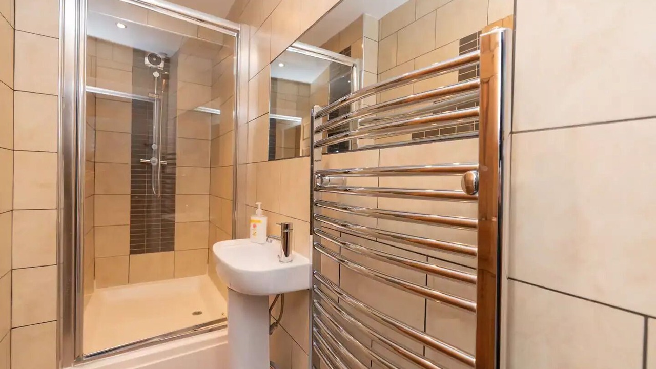 Photo of Bathroom in New Town