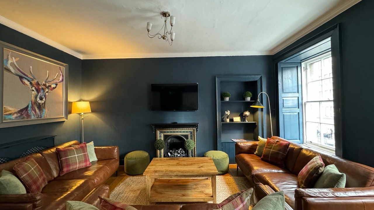 Photo of Livingroom in New Town