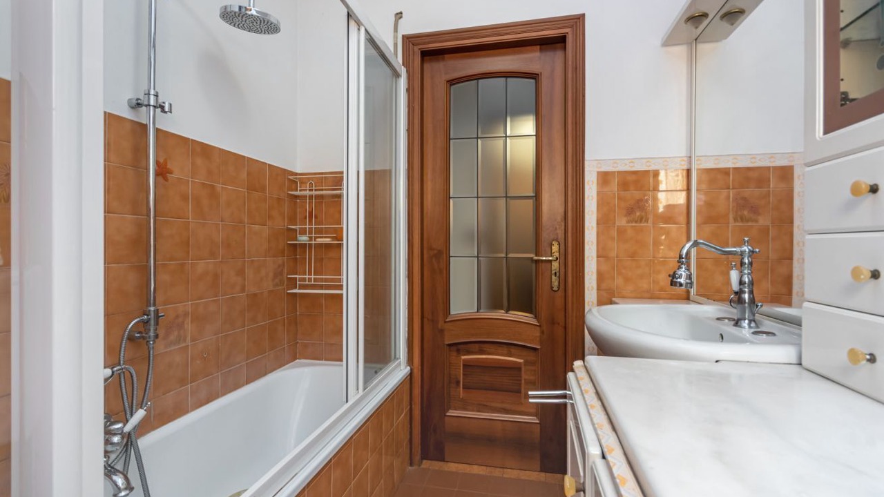 Photo of Bathroom in Asti
