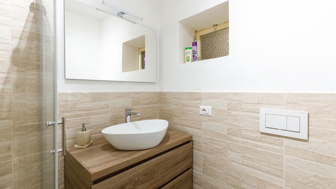 Photo of Bathroom in Bosa Historic Centre