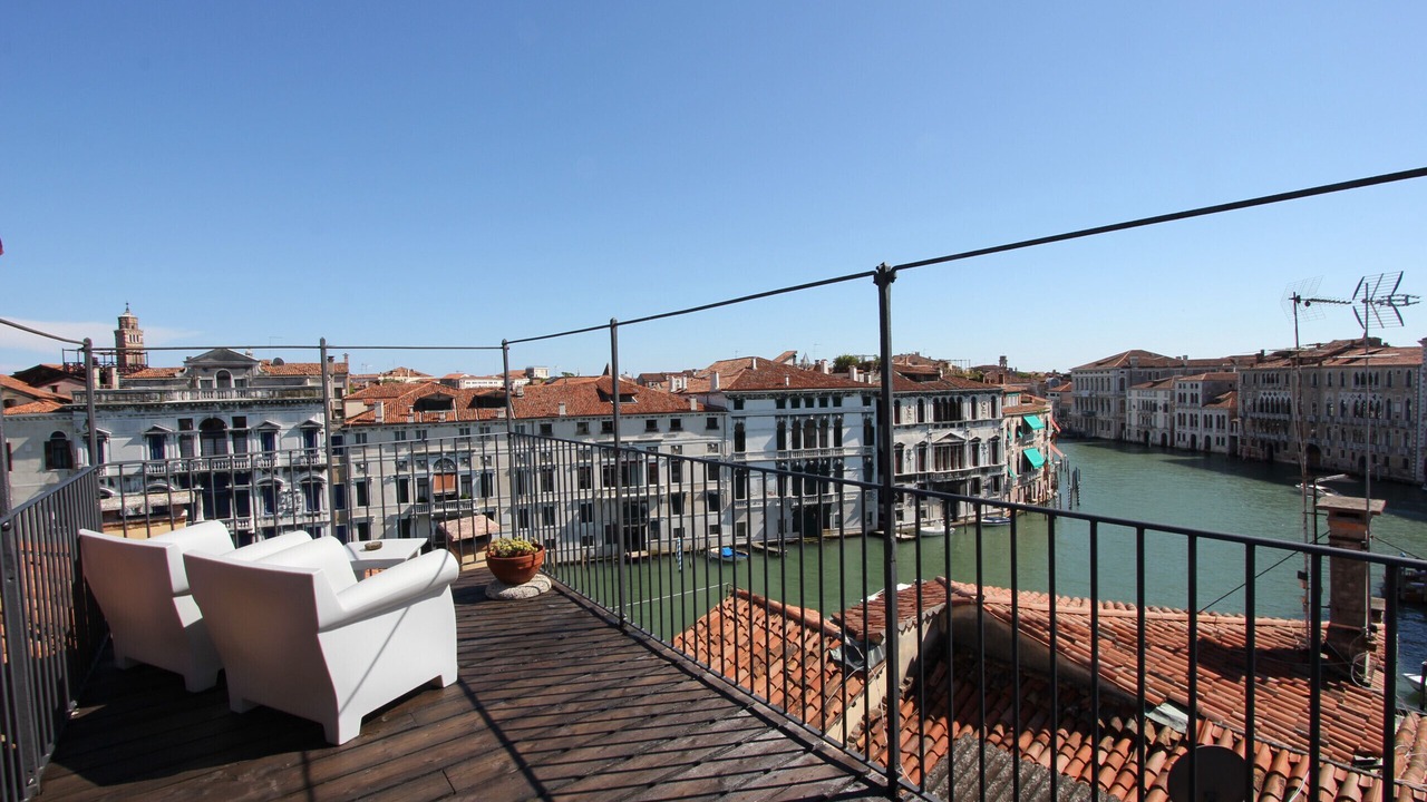Photo of Patio Balcony in San Polo