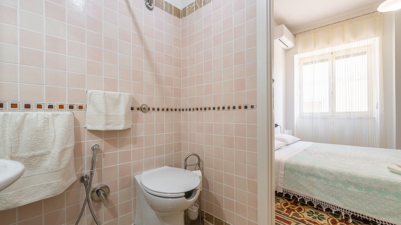 Photo of Bathroom in Calasetta