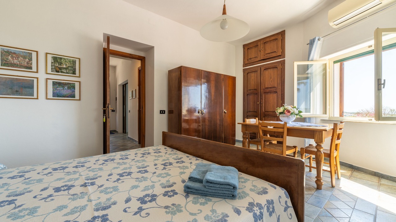 Photo of Bedroom in Calasetta