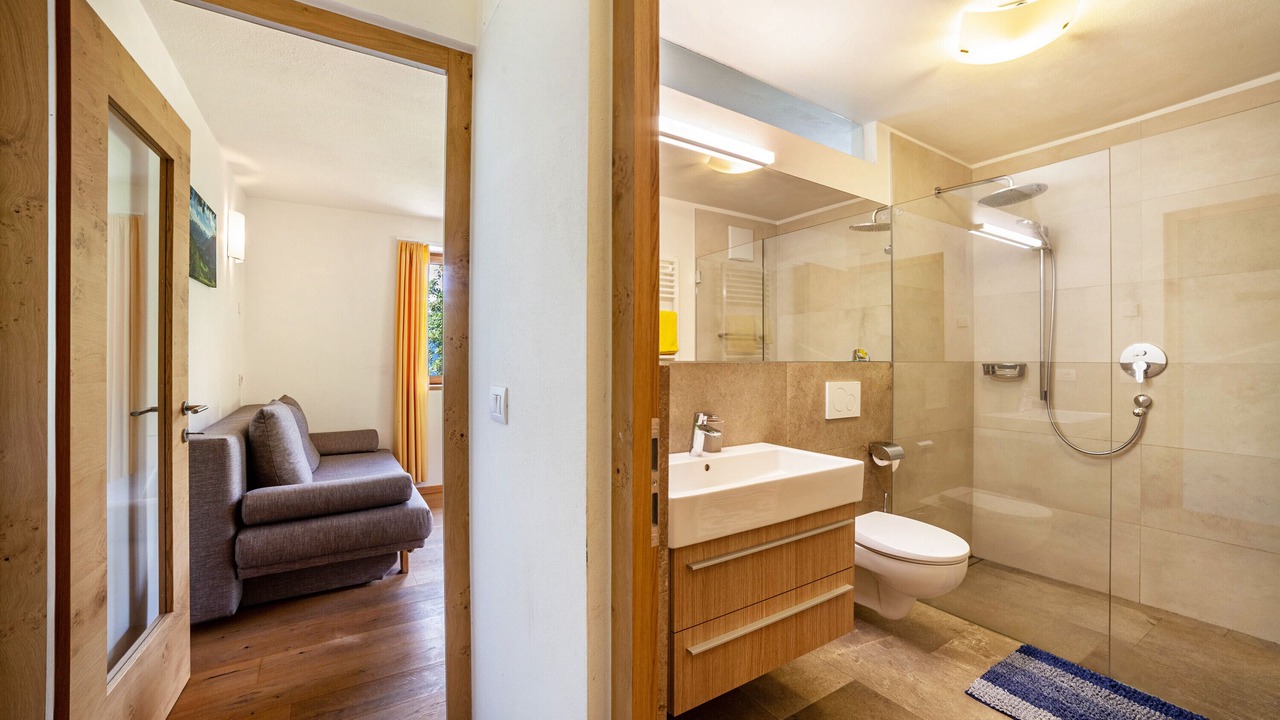 Photo of Bathroom in Laudes