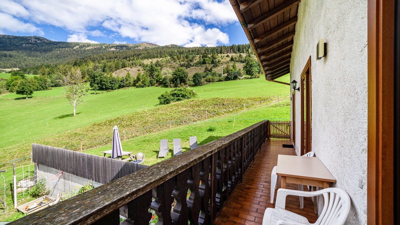 Photo of Patio Balcony in Laudes