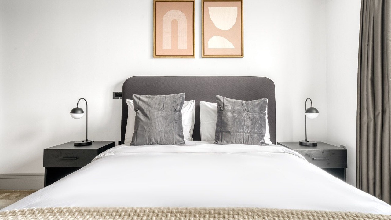 Photo of Bedroom in Primrose Hill