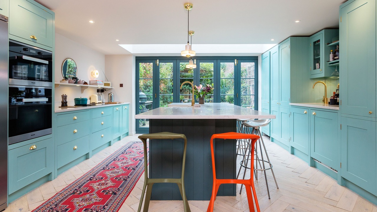 Photo of Kitchen in Oval