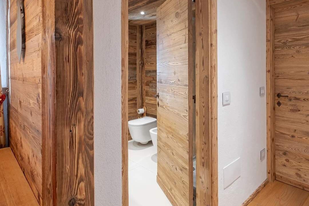 Photo of Bathroom in La Salle