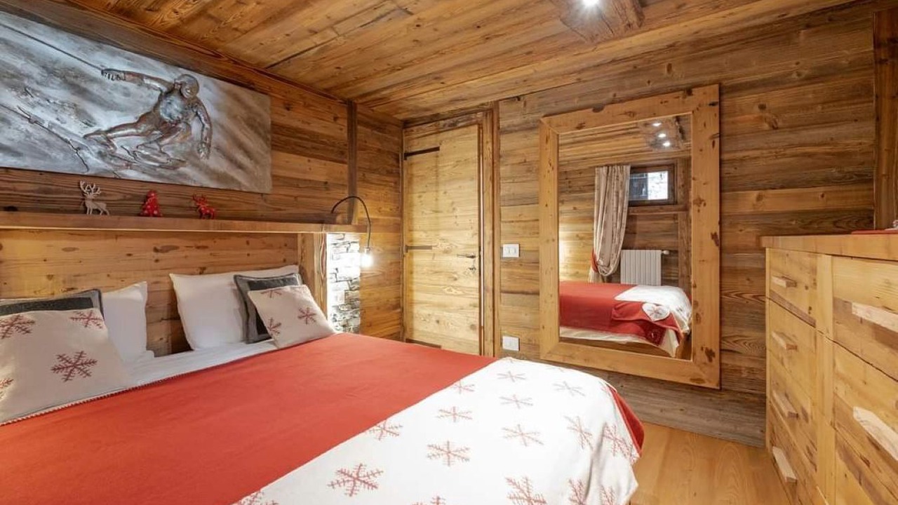 Photo of Bedroom in La Salle
