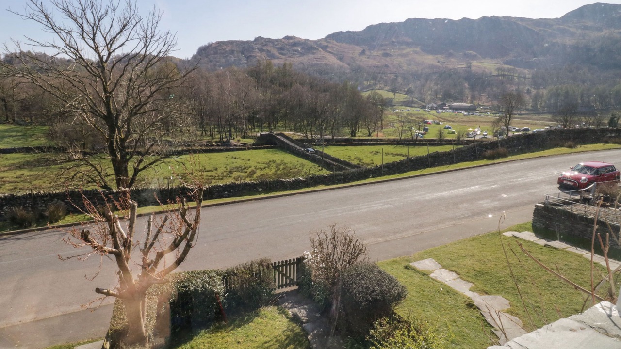 Photo of Outdoor in Chapel Stile