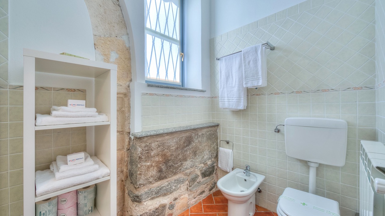 Photo of Bathroom in Arona