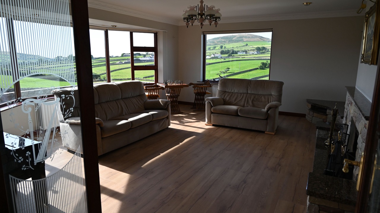 Photo of Livingroom in Attical