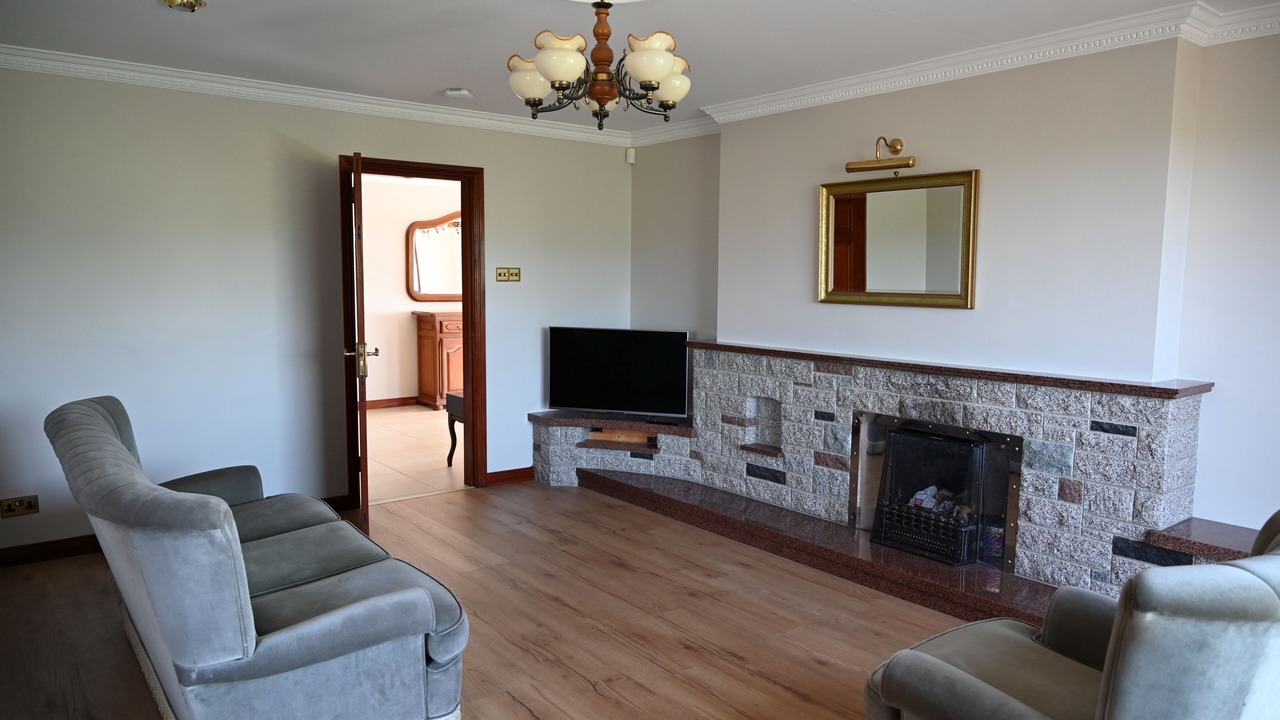 Photo of Livingroom in Attical