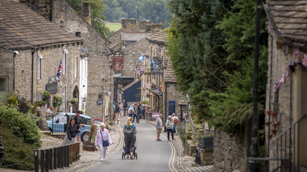 Photo of Others in Hebden