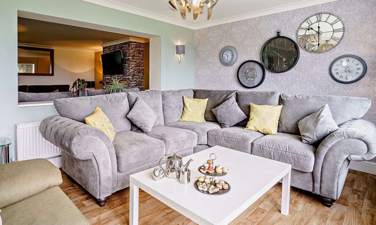 Photo of Livingroom in Margam