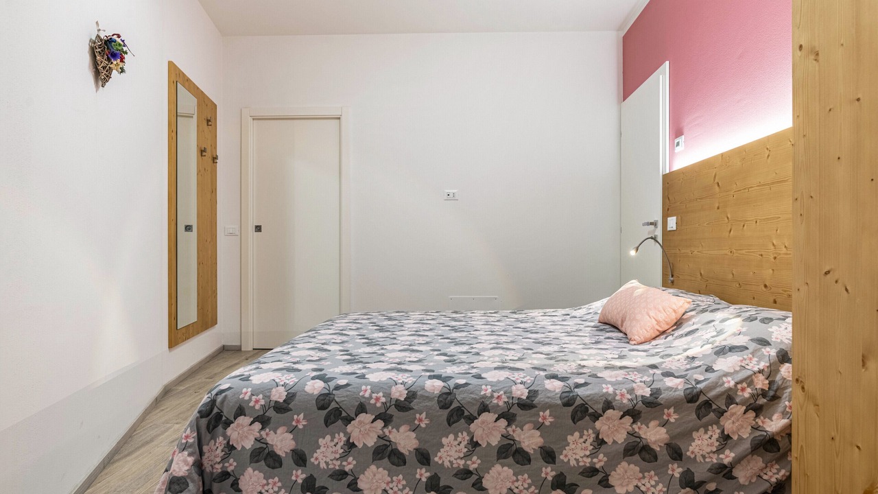 Photo of Bedroom in Levico Terme