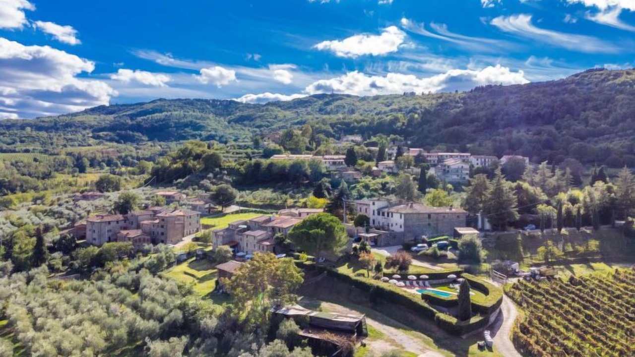 Photo of Others in Lucolena