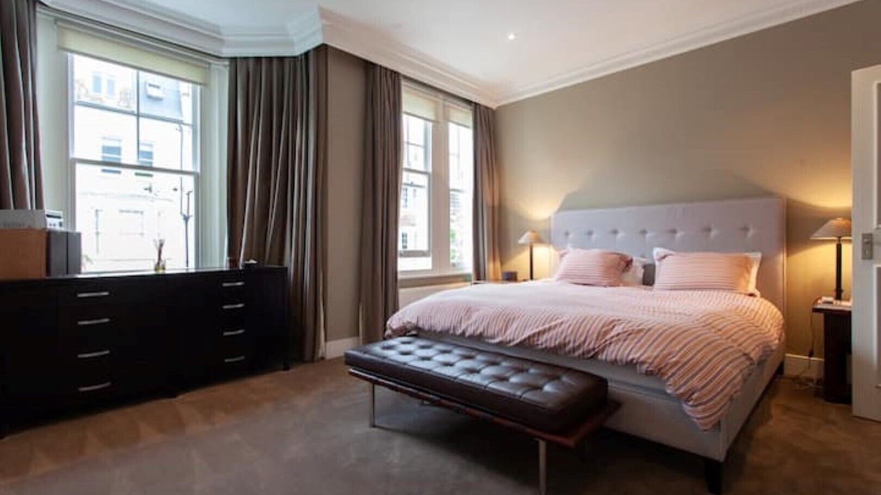 Photo of Bedroom in Town