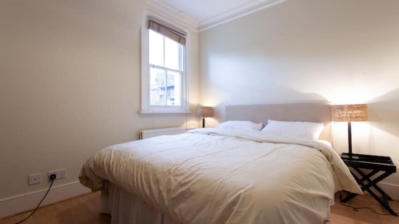 Photo of Bedroom in Town