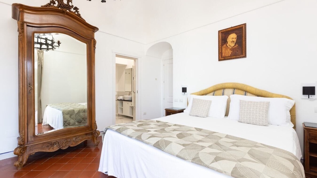 Photo of Bedroom in Sant'Agata sui Due Golfi